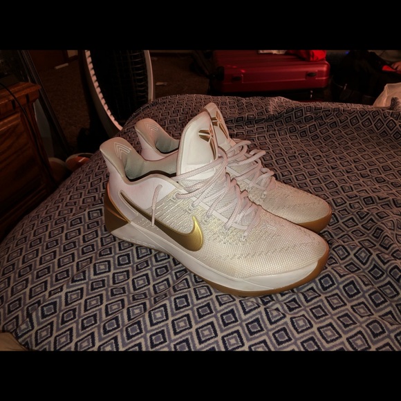 Kobe A.D. “Big Stage”